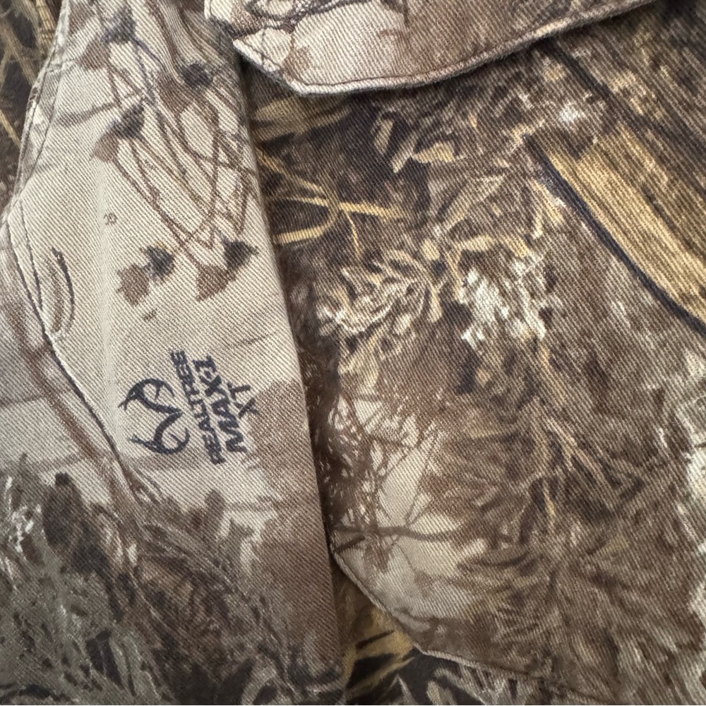 Magellan Outdoors Hunt Gear Camo Long Sleeve Shirt 2XL $25 - Picture 2 of 7